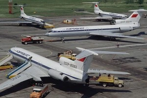 Авіакомпанії РФ використовують частину літаків як джерело деталей для ремонту інших бортів