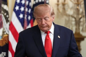 Трамп вимагає від України припинити удари по російських НПЗ