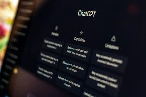 Для доступу до сервісів OpenAI оператори використовували VPN, оскільки компанія не надає доступу до своїх моделей із Росії