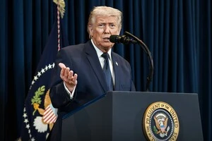 Трамп: «Я пропоную Україні обрати нового лідера, який зможе укласти угоду»