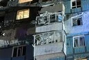 Російський безпілотник влучив у девʼятиповерхівку у Дніпрі
