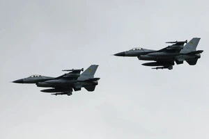 Україна використовує винищувачі F-16 та літаки Mirage для протидії повітряним цілям