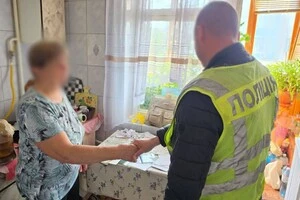 Правоохоронці повернули жінці загублену сумку з усім її вмістом