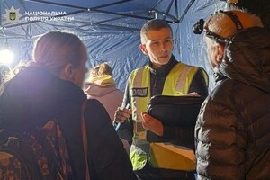 Правоохоронці фіксують наслідки ворожої атаки на столицю 14 жовтня 2026 року