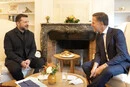 Зеленський обговорив із генсеком НАТО захист України на тлі обмежень Starlink