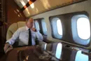 Літак Путіна завис над Москвою: як Україна випробовує нову тактику дронової війни