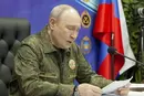 Путін вбрався у військову форму та зробив низку заяв про війну проти України