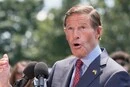 Співавтор «пекельних санкцій» розніс Трампа через підігрування Путіну