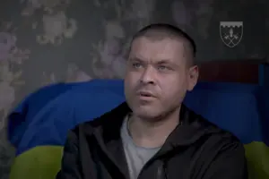 Сергій каже, що йому важко звикати до метушні та великого скупчення людей, особливо коли хтось свариться