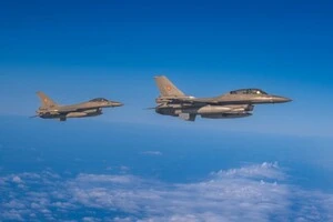 Дрони збили два винищувачі F-16 Військово-повітряних сил Румунії, які патрулювали повітряний простір