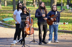 Янко Богдан Пеньяфорт Лобунець з гуртом Los Iankovers