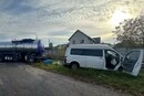 Не поступився вантажівці на перехресті: у ДТП на Бучанщині загинув водій мікроавтобуса  