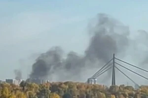 Задимлення в районі Північного мосту після атаки дрона
