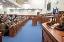 Куди зникають жінки з Київради? Активісти зафіксували дивну тенденцію