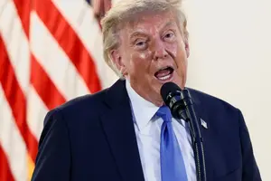 Трамп повідомив, що особисто попросив російського диктатора Володимира Путіна звільнити Хаббарда