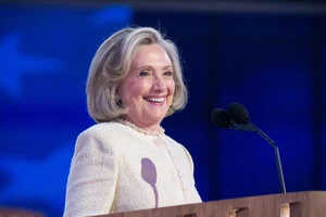 Гілларі Клінтон знову назвала Дональда Трампа «маріонеткою» російського диктатора