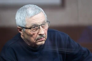 77-річний Володимир Ананьєв має хронічні захворювання, а його дружина побоюється за життя чоловіка