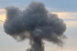 Над місцем вибуху здійнявся стовп диму
