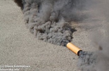 Банкову закидали димовими шашками (ФОТОРЕПОРТАЖ)