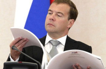 Медведев назвал позицию Украины по газу «иждивенчеством»