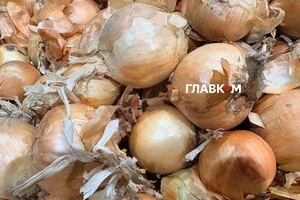 На ярмарках можна купити свіжі овочі, фрукти та м'ясо за помірними цінами