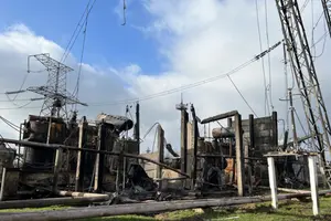 На Хмельниччині через атаку РФ критично пошкоджено електричне обладнання