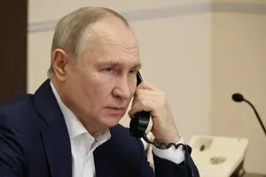 Канцелярія президента Фінляндії повідомила, що Стубб і Стере ініціювали дзвінок
