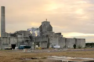 Раніше на ядерному об'єкті Savannah River Site проводилися дослідження орієнтовані на розробку зброї