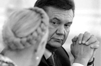 Он пилит сук под собой. А упадет страна