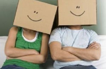 Банкам и коллекторам запретили выгонять должников на улицу