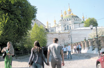 Уроки раздора под патронажем власти