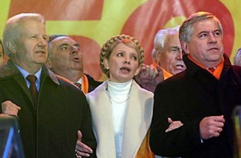 Как «регионалы» перекрасились на Майдане