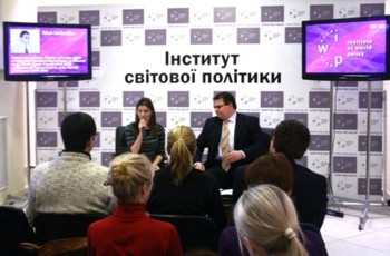 НАТО відстоюватиме інтереси України