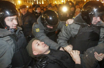 Human Rights Watch осудила арешт демонстрантів у Москві