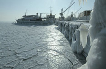 Севастополь замерзает