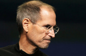 ФБР обнародовало материалы досье Стива Джобса