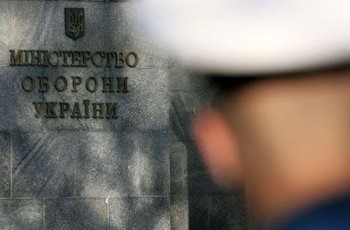 Саламатин оградит Януковича от пикирующих самолетов