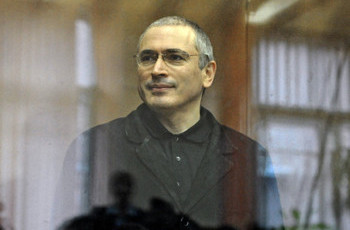 «Как поменять власть в России: основные задачи оппозиции»