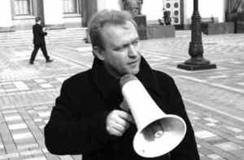 Дело Ющенко закроют, а Волга может сбежать в Италию