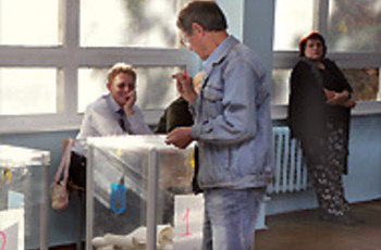 Оппозиция сдала Киев