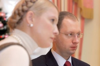 Яценюк нанимается в «Батькiвщину»