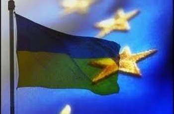 Київ руйнує зусилля щодо побудови демократії