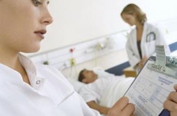 С апреля украинские больницы лечат без лекарств