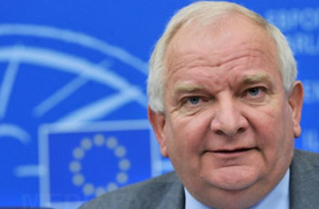 Голова фракції ЄНП в Європарламенті Жозеф Даль: «Ми закликаємо однопартійців відвідати Євро-2012, щоби зустрітися з Тимошенко і Луценком»