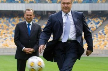 Євро-2012 в Україні: бенкет під час чуми