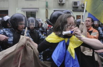 Украинская оппозиция хочет денонсировать договоры с Россией