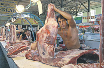 Украинскому салу пригрозили войной