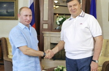 Путин настоятельно рекомендует Януковичу нового премьера - Медведчука