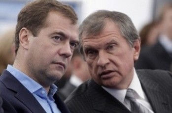 Беларусь в эпицентре войны российских кланов