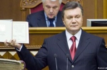 Газетный конгресс в гостях у «врага прессы» Януковича